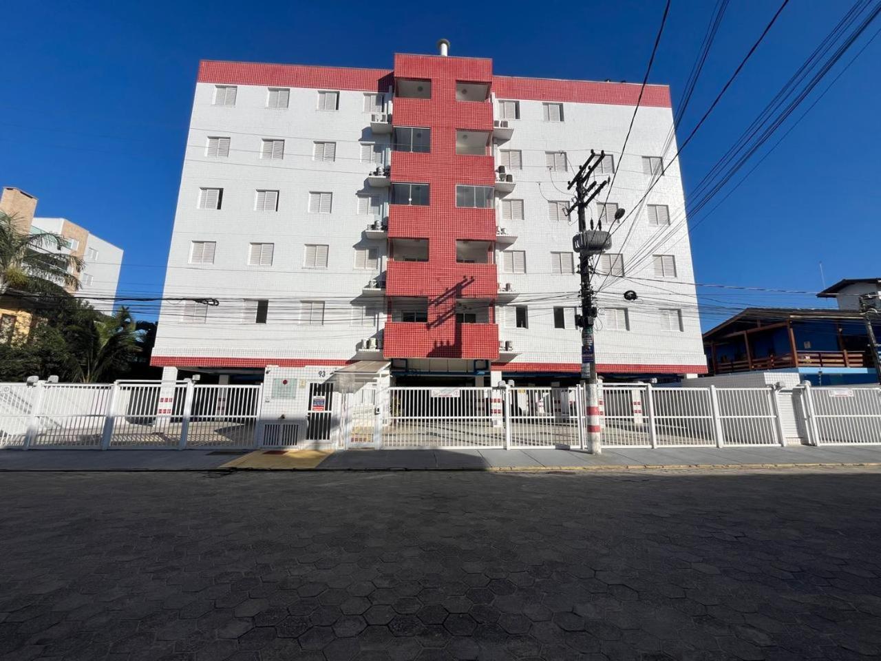 Apartamento Em Ubatuba! A 100M Da Praia! Esterno foto